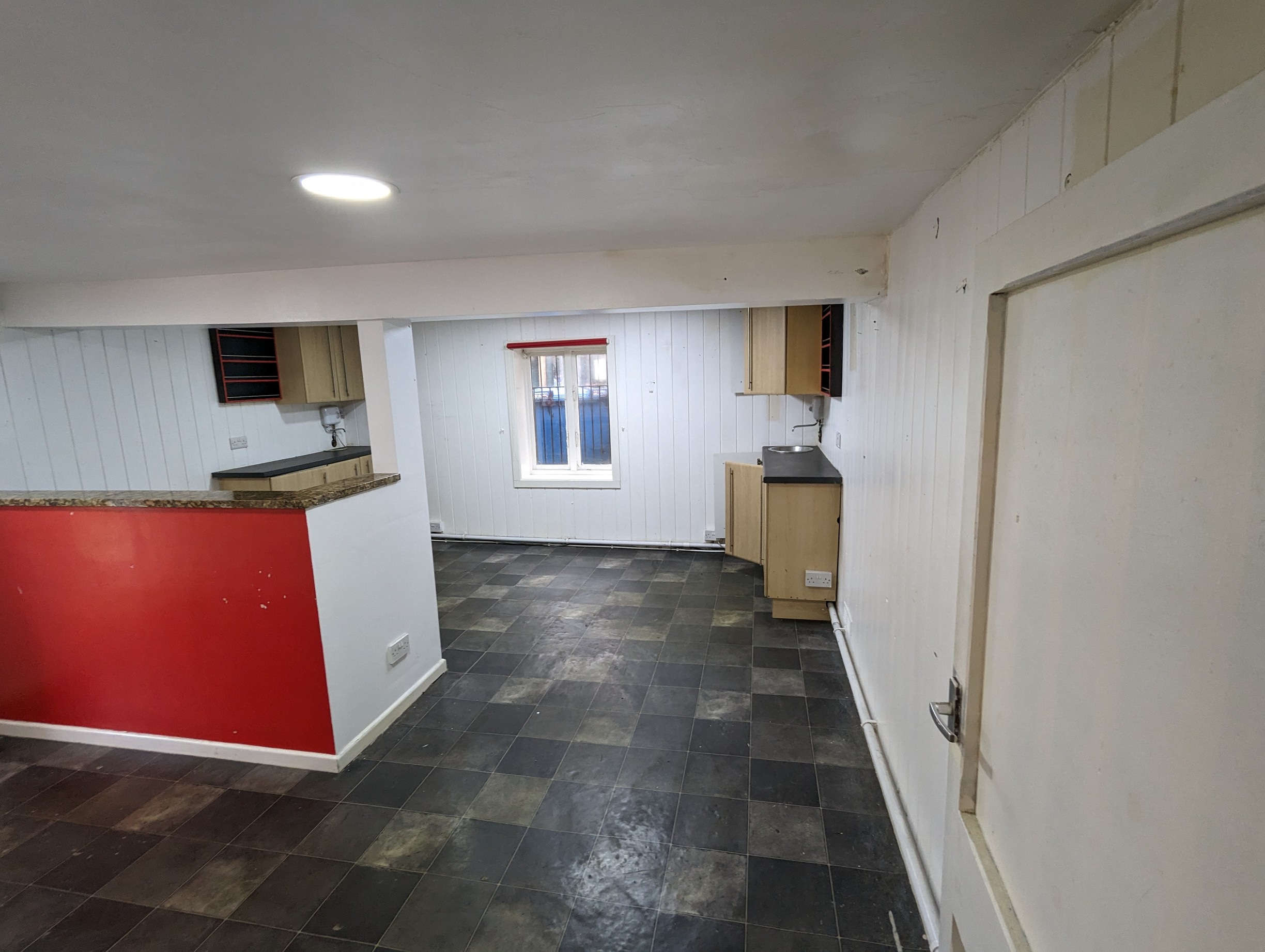 0 Bed Commercial Property in WathuponDearne